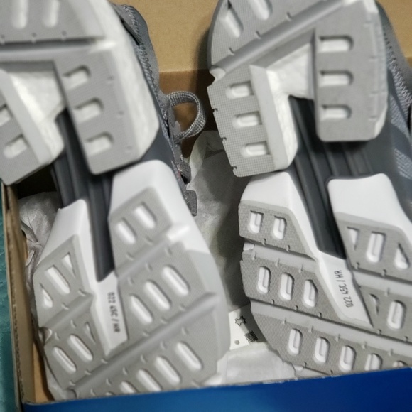 Adidas - Picture 5 of 8